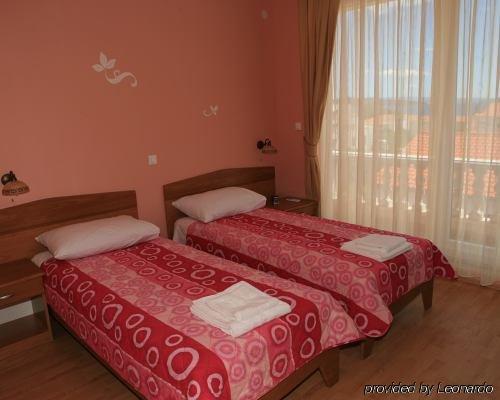 Villa Cezar Kastel Luksic Bilik gambar