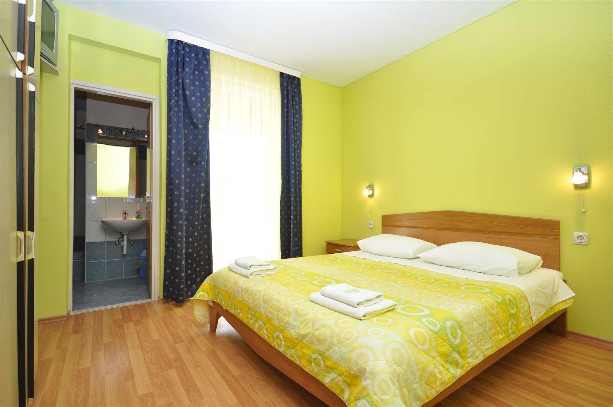 Villa Cezar Kastel Luksic Luaran gambar