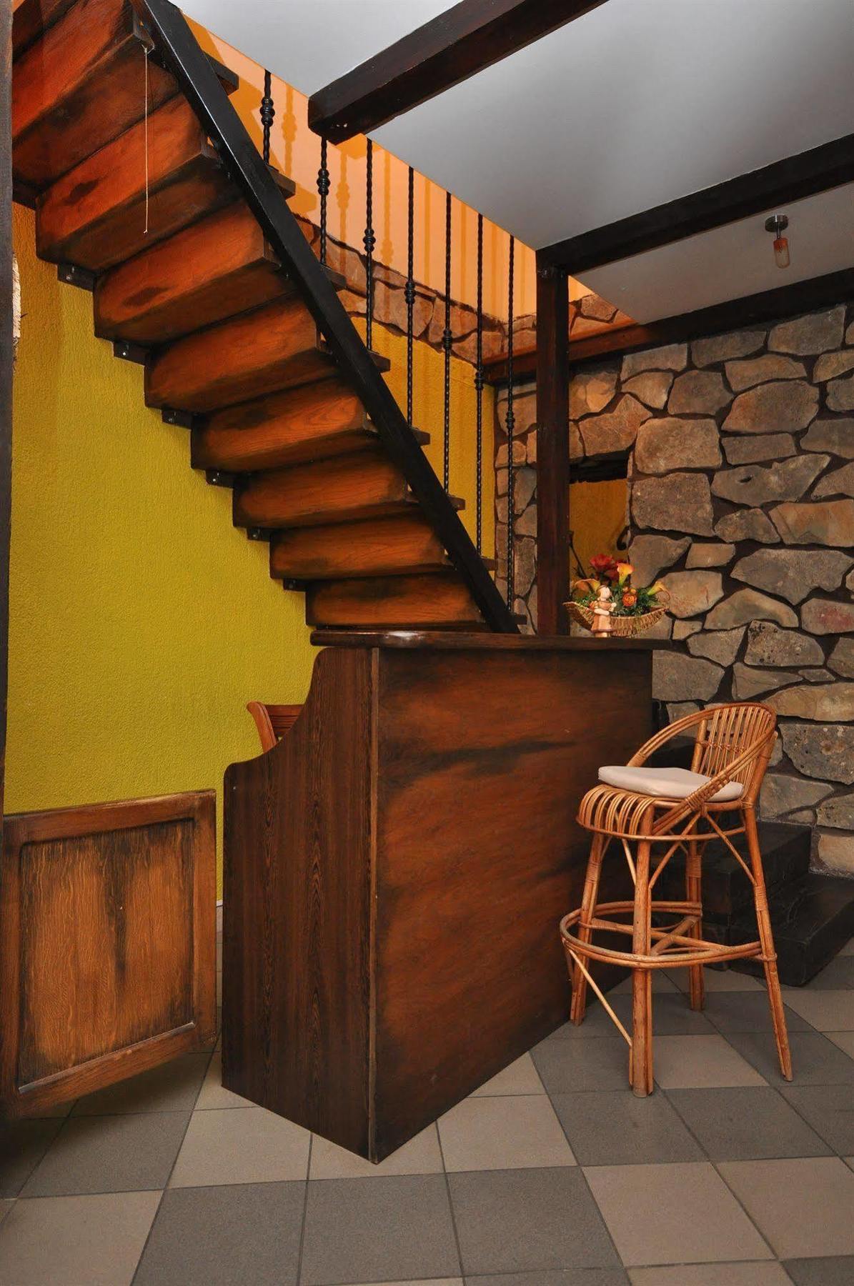 Villa Cezar Kastel Luksic Luaran gambar